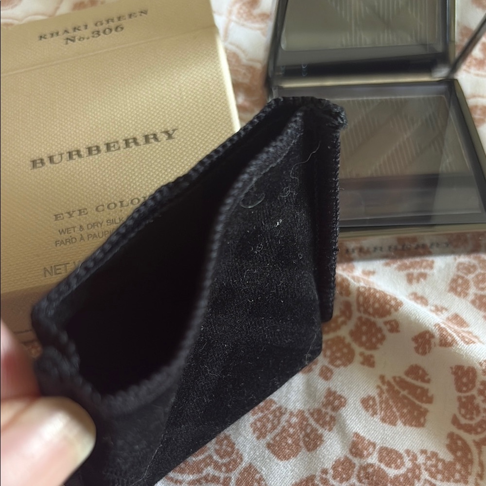 Burberry Green Eyeshadow Compact